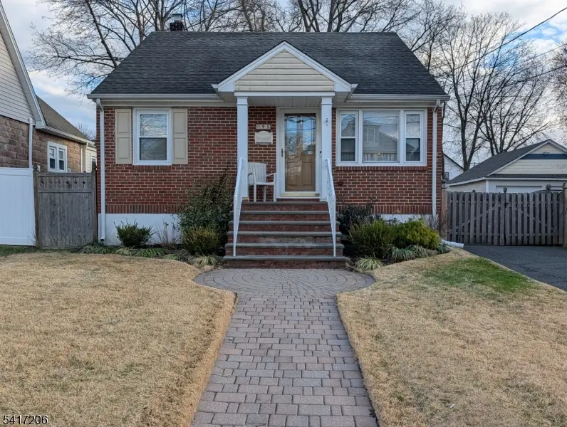 95 Third Ave, Garwood Boro, NJ 07027