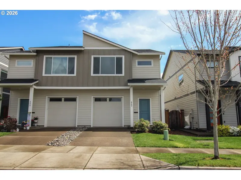 842 S 22ND AVE, Cornelius, OR 97113