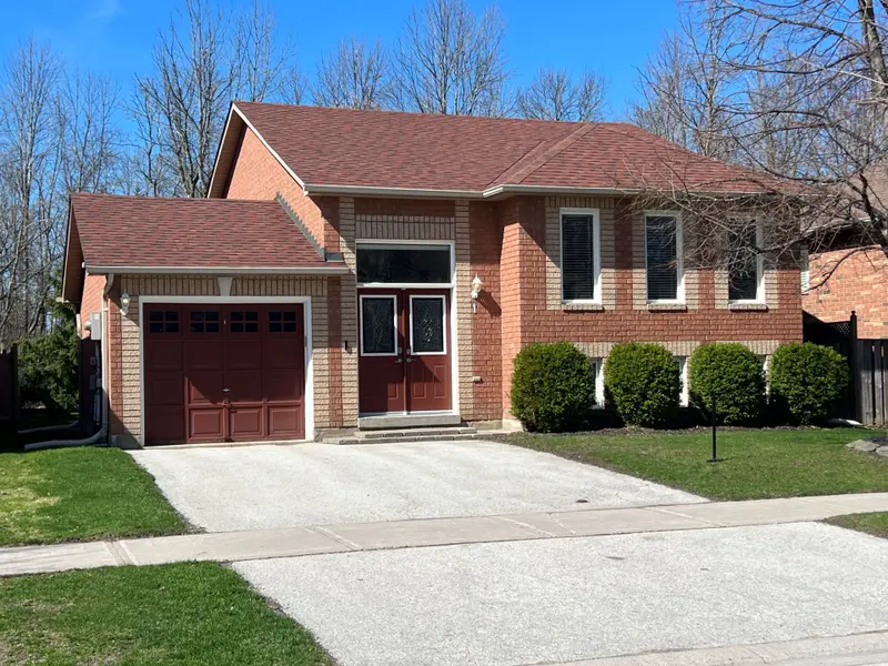 1 Telfer RD, Collingwood, ON L9Y 5H5