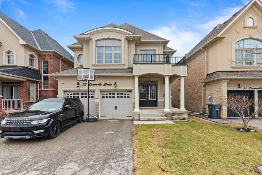 53 Lorenville DR, Brampton, ON L6X 3A5