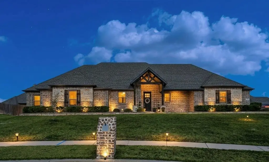 7041 Plum Court, Ovilla, TX 75154