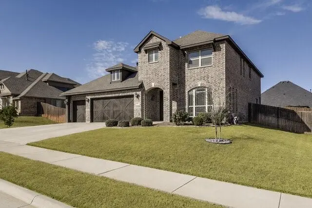 807 Imperial Way, Mansfield, TX 76063
