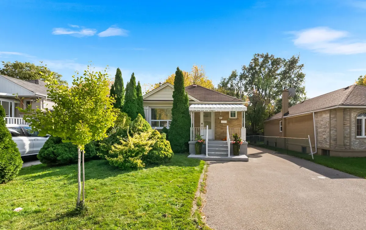 69 Nipigon AVE, Toronto C14, ON M2M 2V9