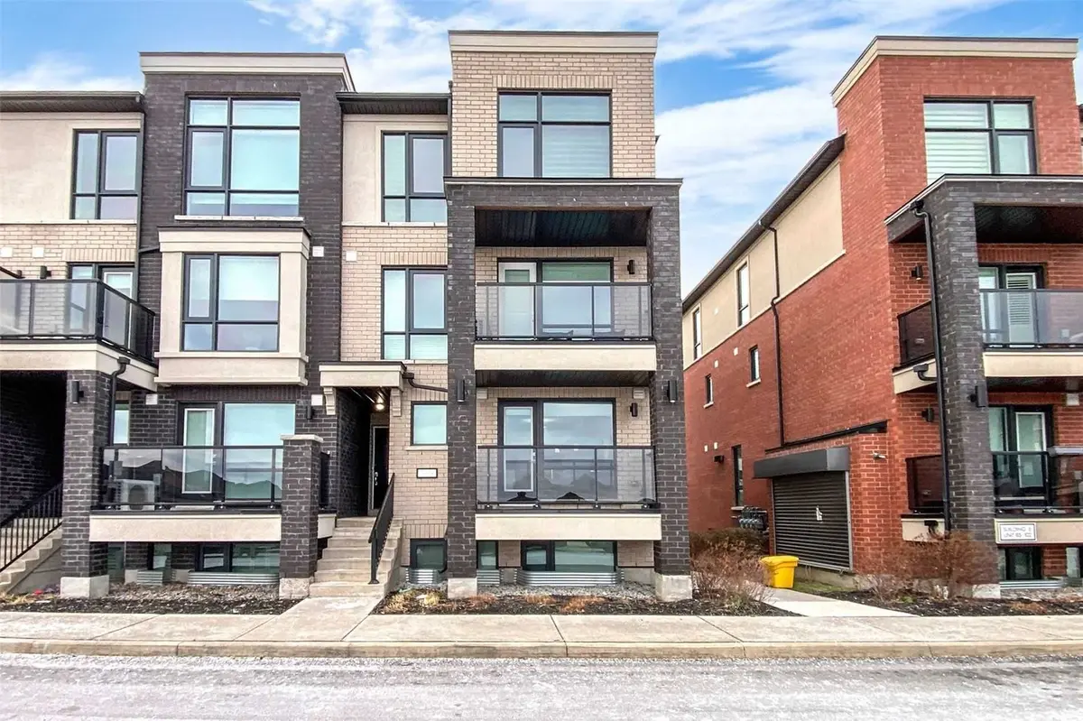 100 Dufay RD #82, Brampton, ON L7A 4S3