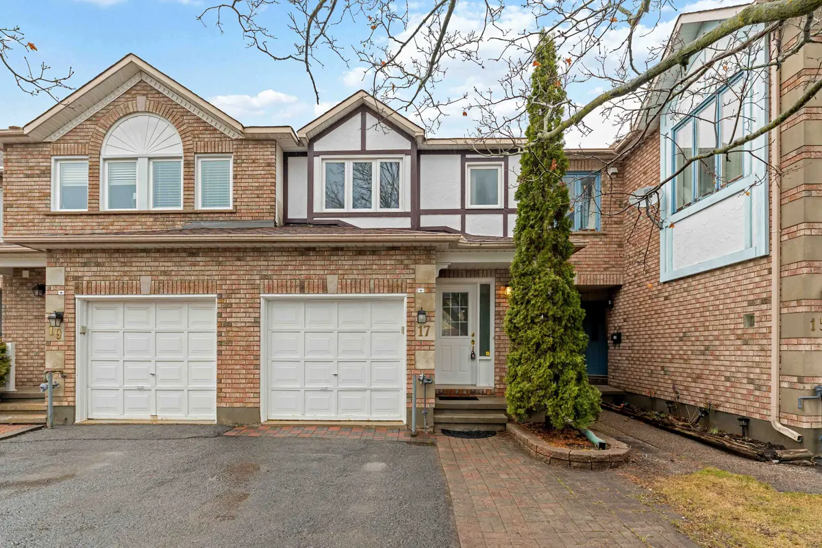 17 Locheland CRES, Barrhaven, ON K2G 6H2