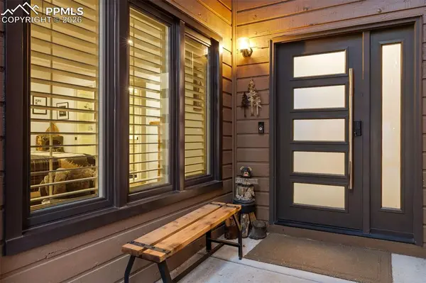 3670 Camels Ridge LN, Colorado Springs, CO 80904