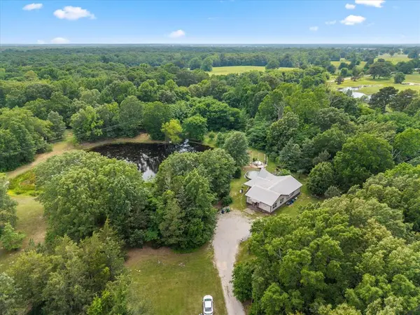 50 Farm Road 1896, Mount Pleasant, TX 75455