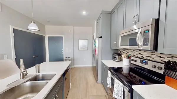 5609 SMU Boulevard #403, Dallas, TX 75206