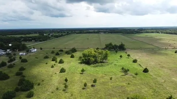 1146 County Road 2175, Klondike, TX 75448