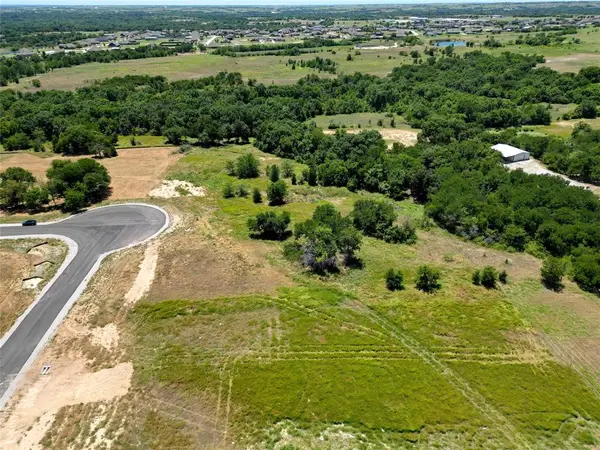 124 Blackstar Lane, Decatur, TX 76234