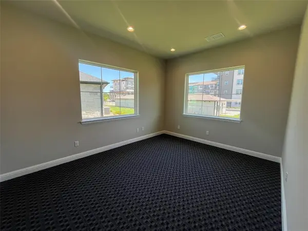 6000 Alma Drive #901, Mckinney, TX 75070