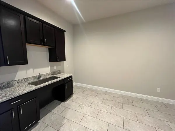 6000 Alma Drive #902, Mckinney, TX 75070