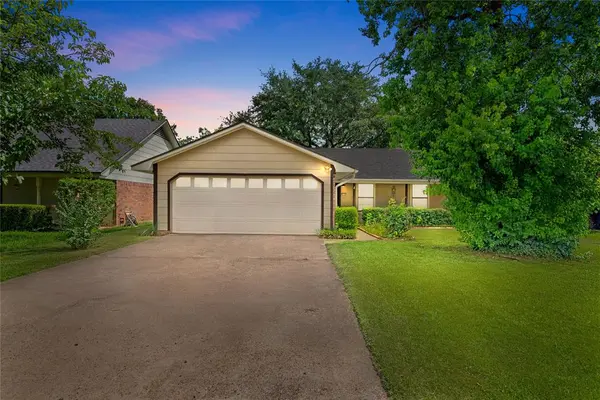 2526 Downs Circle, Bossier City, LA 71111