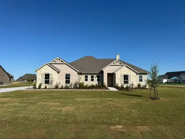 2204 Continent Court, Krum, TX 76249