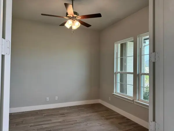 2213 Continent Street, Krum, TX 76249