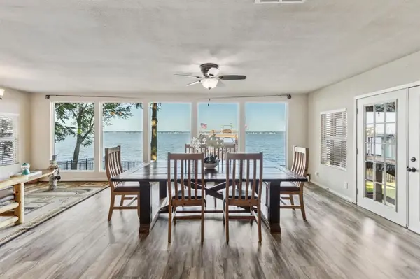 142 Peninsula Point Terrace, Mabank, TX 75156