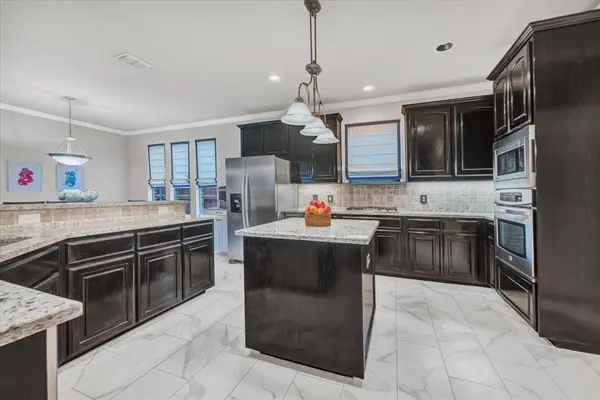 2015 Midhurst Drive, Allen, TX 75013