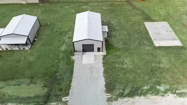 565 RAMSEY Drive, Ponder, TX 76259