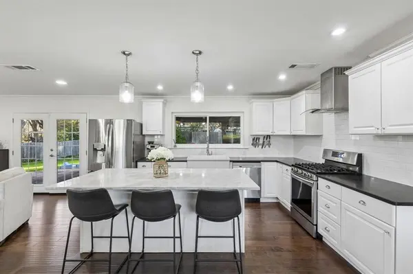 1828 Ems Road E, Fort Worth, TX 76116