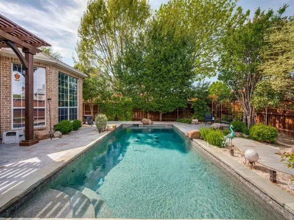 8012 Canterbury Terrace, Mckinney, TX 75072