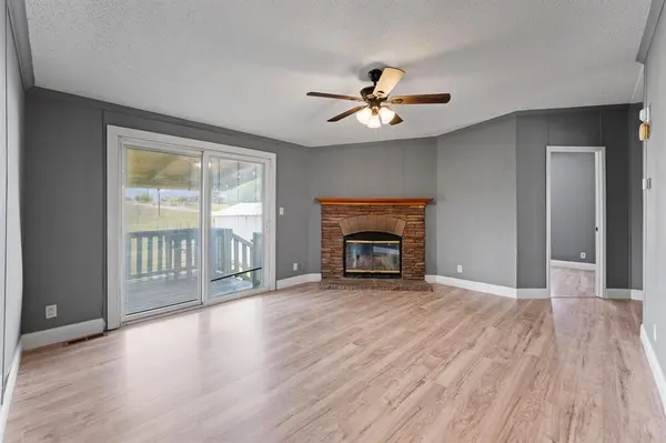 5509 Texas Street, Joshua, TX 76058