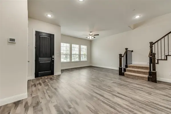 1577 Windermere Way, Farmers Branch, TX 75234