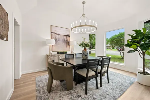 425 Marseille Drive, Hurst, TX 76054