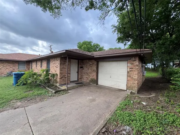 106 Campbell Street, Desoto, TX 75115