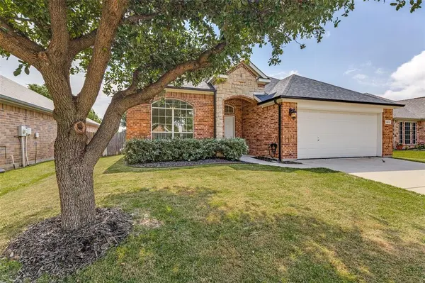 11612 Emory Trail, Fort Worth, TX 76244