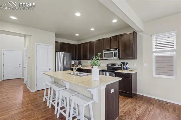 1616 Rustlers Roost DR, Colorado Springs, CO 80921