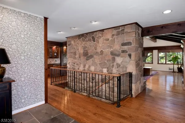 14 Hunter Rd, West Amwell Twp., NJ 08530