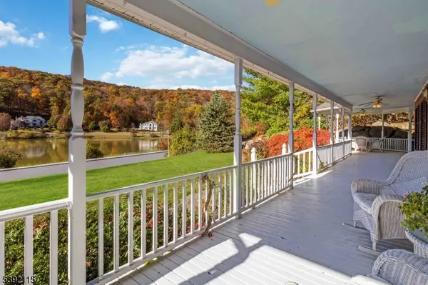 2 Upper Lake Rd, Jefferson Twp., NJ 07438