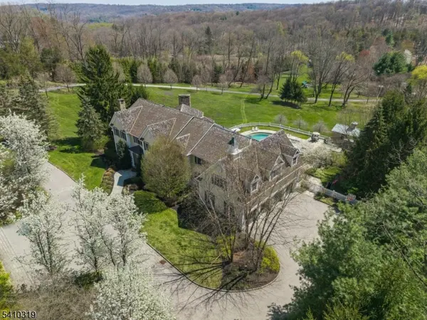 91 Mosle Rd, Peapack Gladstone Boro, NJ 07931