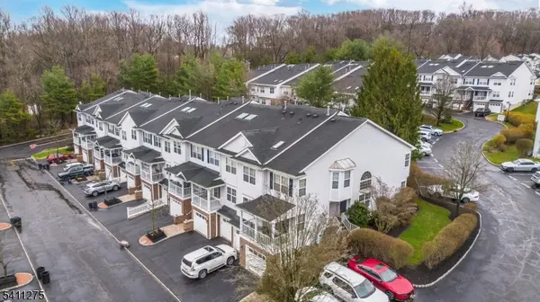 218 Sheffield Ct, Denville Twp., NJ 07834