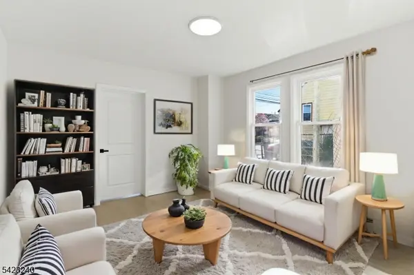 56 Holmes St, Belleville Twp., NJ 07109