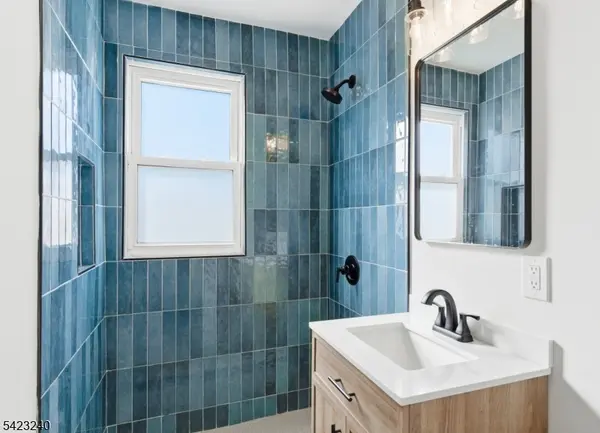 56 Holmes St, Belleville Twp., NJ 07109