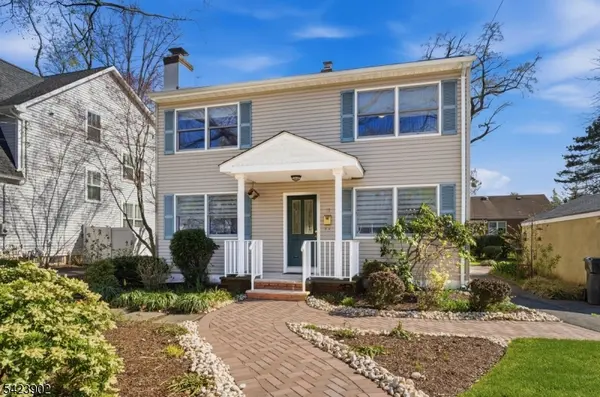 13 Stockton St, Metuchen Boro, NJ 08840