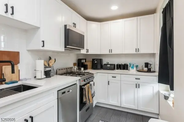 109 N Fullerton Ave #2, Montclair Twp., NJ 07042