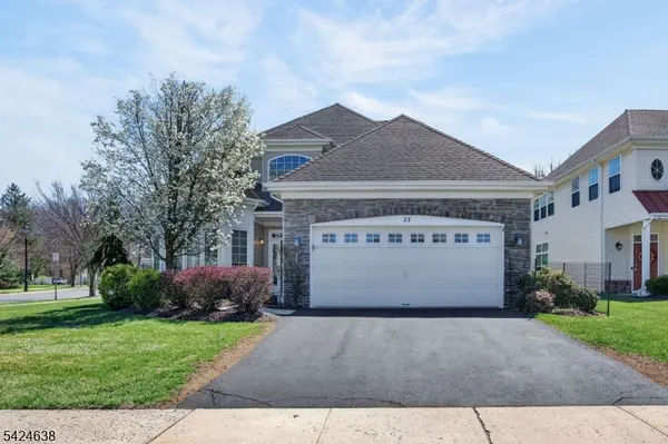 23 Schindler Ct, Franklin Twp., NJ 08873
