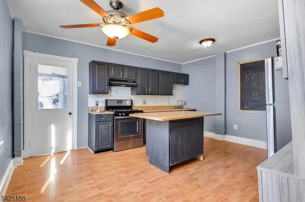 929 Bordentown Rd, Burlington City, NJ 08016