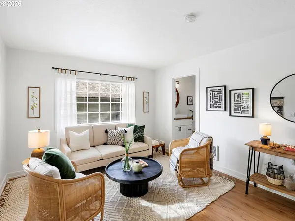 3543 SE 64TH AVE, Portland, OR 97206