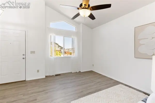 7820 Parsonage LN, Colorado Springs, CO 80951