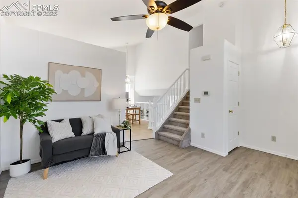 7820 Parsonage LN, Colorado Springs, CO 80951