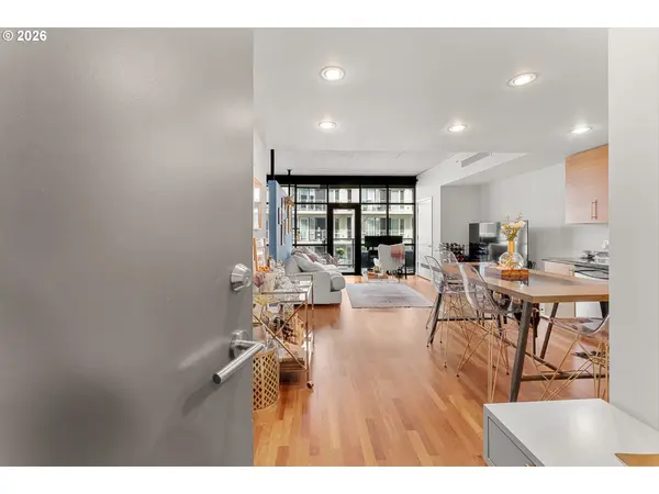 1830 NW RIVERSCAPE ST #407, Portland, OR 97209