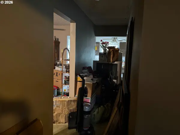 332 SE PITZER ST, Roseburg, OR 97470