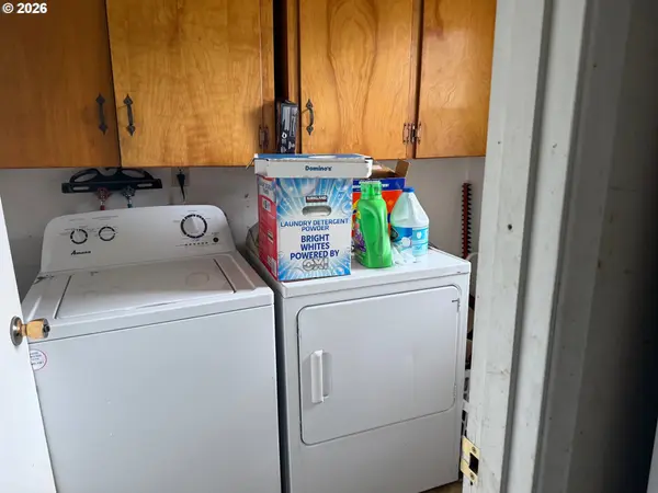 332 SE PITZER ST, Roseburg, OR 97470