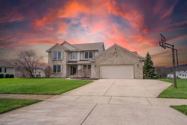 7903 Golf Meadows DR, Caledonia Twp, MI 49316
