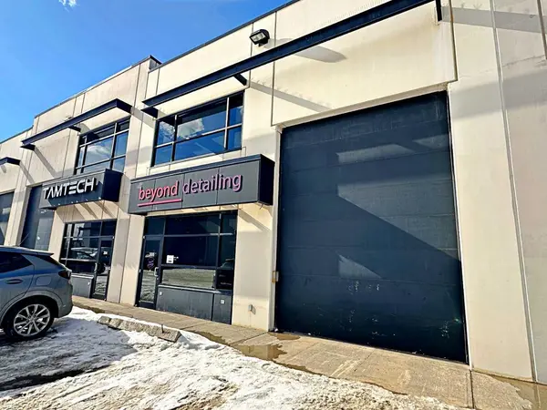 400 Mackenzie BLVD #305, Fort Mcmurray, AB T9H 4C4