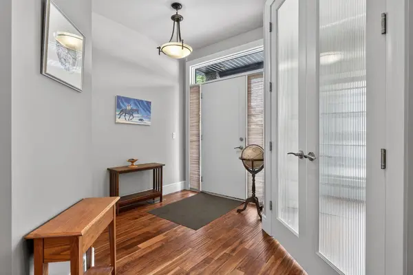 3424 3 ST NW, Calgary, AB T2K0Z5