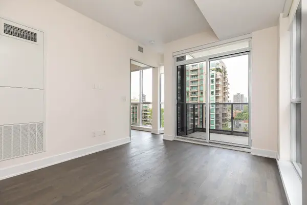 88 Cumberland ST #906, Toronto C02, ON M5R 0C8